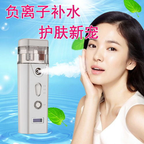 便攜補水新寵 網紅納米噴霧儀如何玩轉冷熱雙噴護膚術